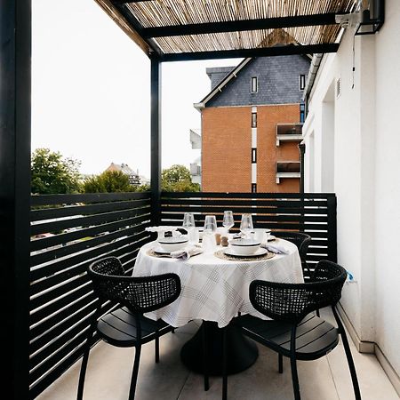 The Edgewater Suites - Skyline Namur Kültér fotó
