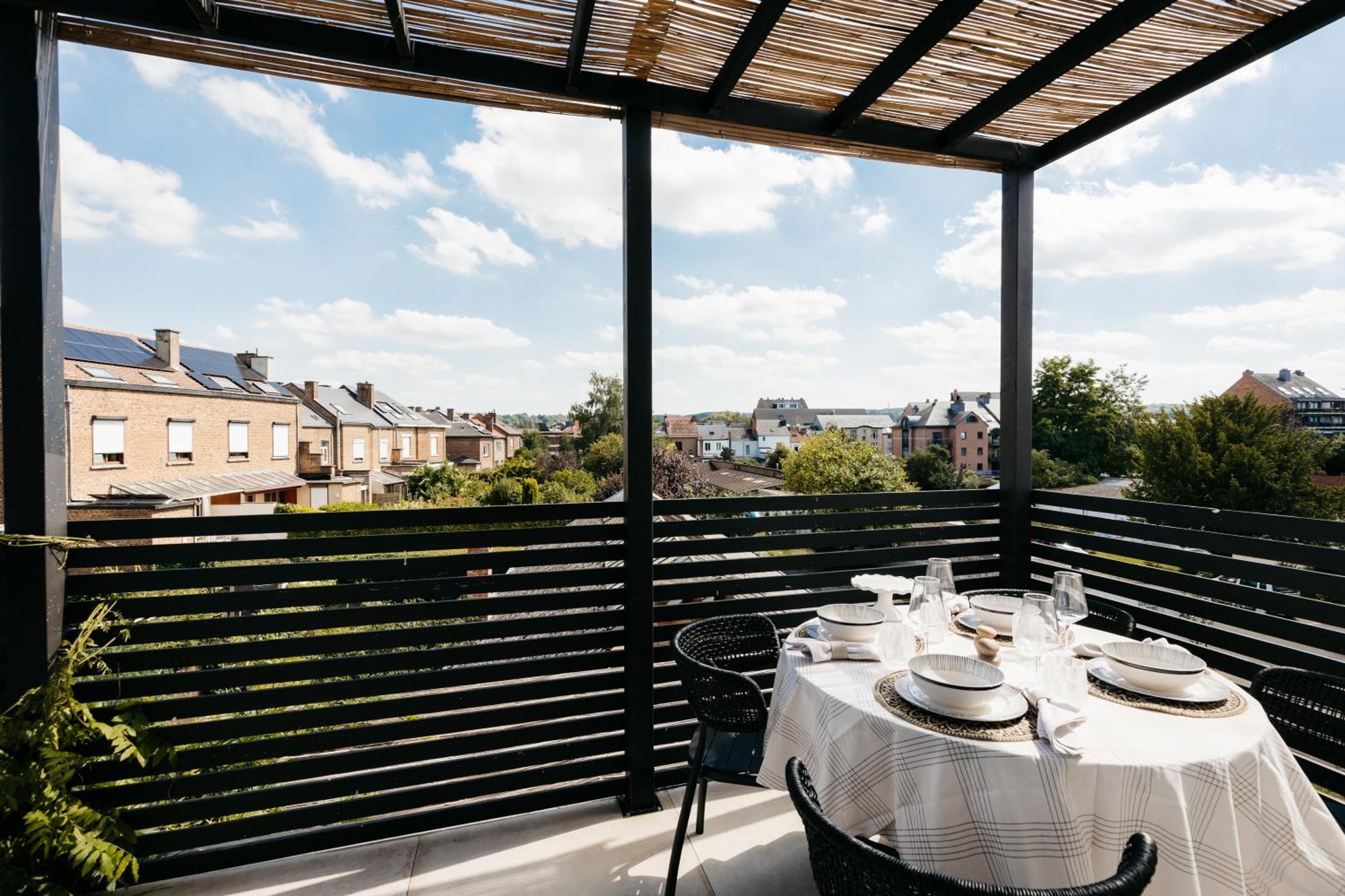 The Edgewater Suites - Skyline Namur Kültér fotó