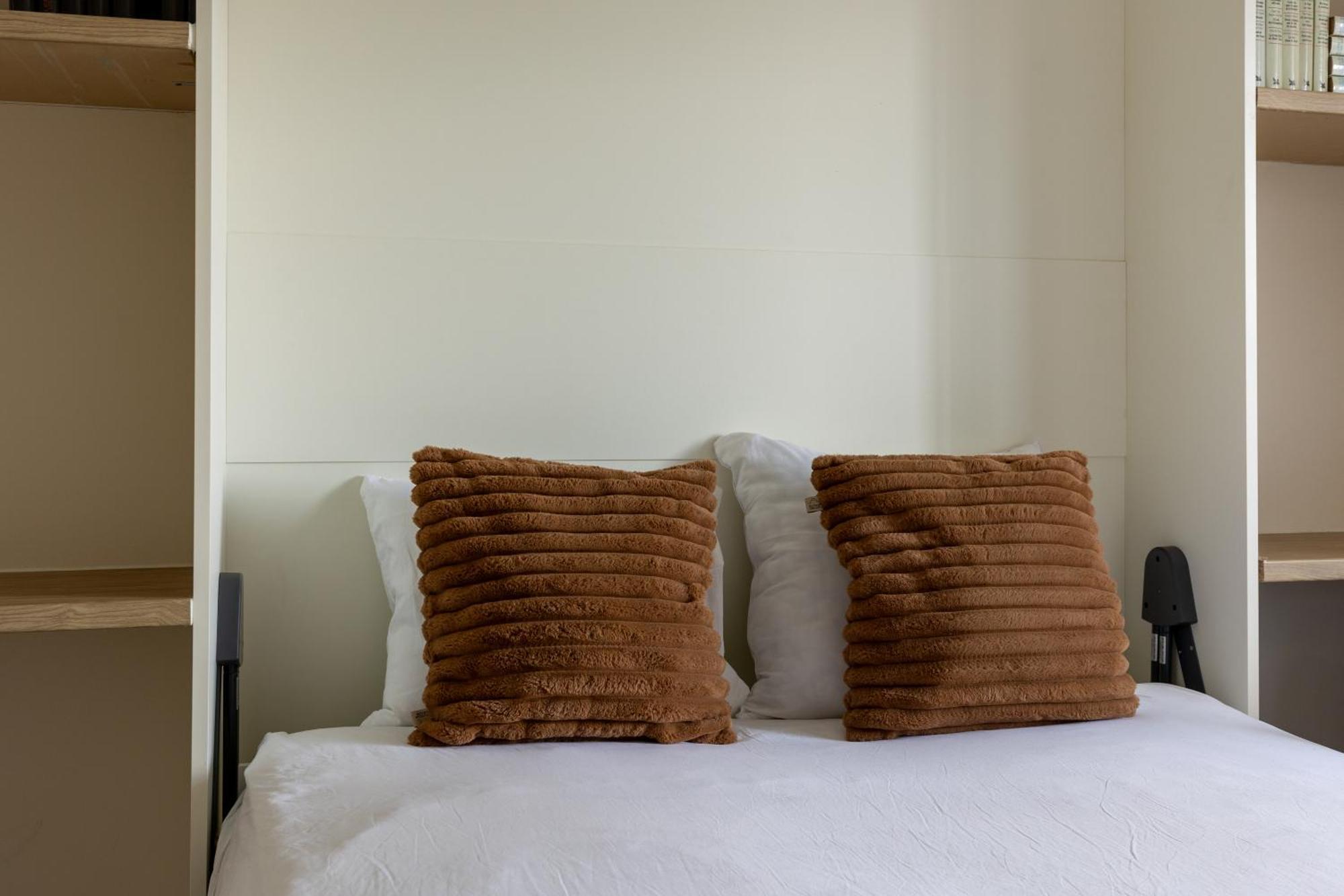 The Edgewater Suites - Skyline Namur Kültér fotó