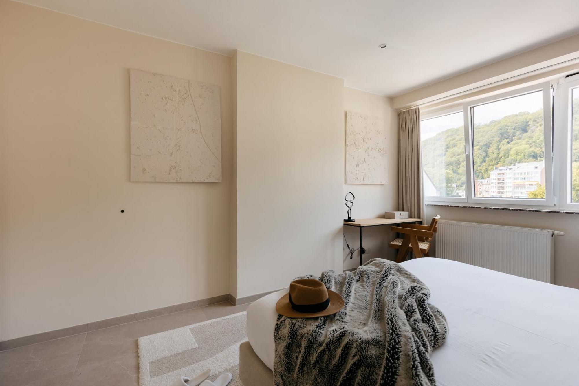 The Edgewater Suites - Skyline Namur Kültér fotó